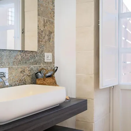 Residenza Dumah - Elegante Dimora In Centro Apartment