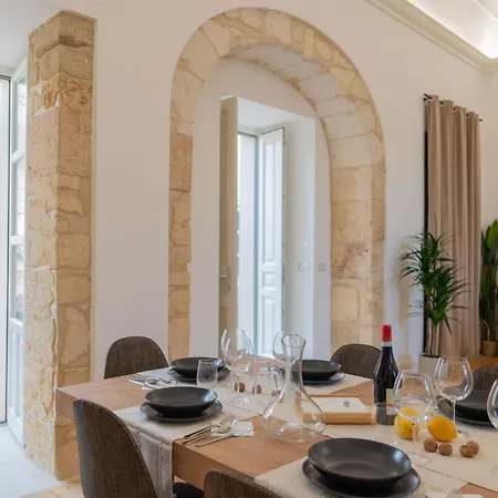Residenza Dumah - Elegante Dimora In Centro Apartment Syracuse