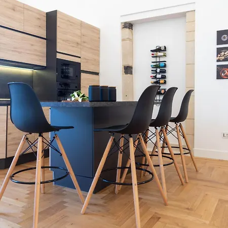 Residenza Dumah - Elegante Dimora In Centro Syracuse