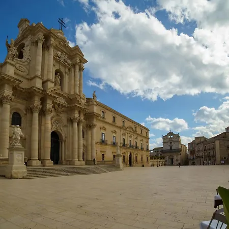 Lejlighed Residenza Dumah - Elegante Dimora In Centro