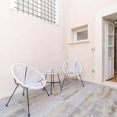 Residenza Dumah - Elegante Dimora In Centro Lejlighed
