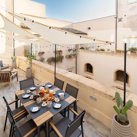 Lejlighed Residenza Dumah - Elegante Dimora In Centro *