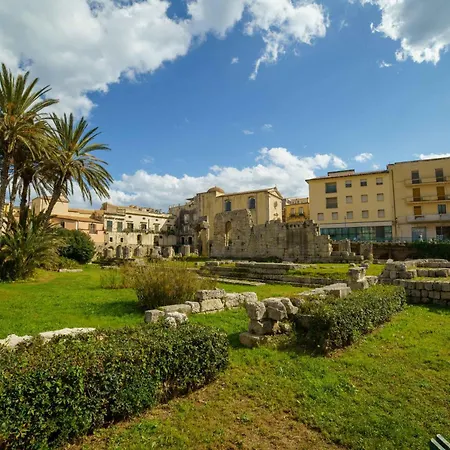 شقة Residenza Dumah - Elegante Dimora In Centro