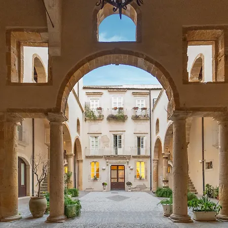 Residenza Dumah - Elegante Dimora In Centro * سيراكوزا